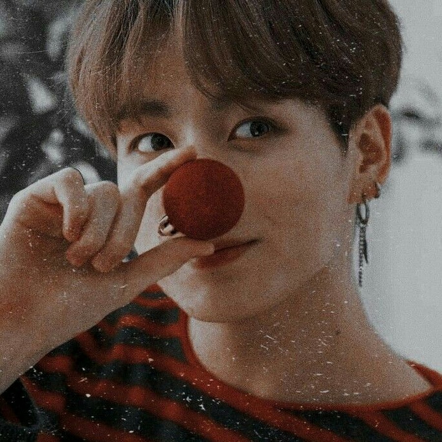 Jungkook's wife - YouTube