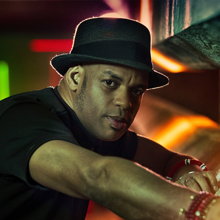 Roberto Fonseca - YouTube