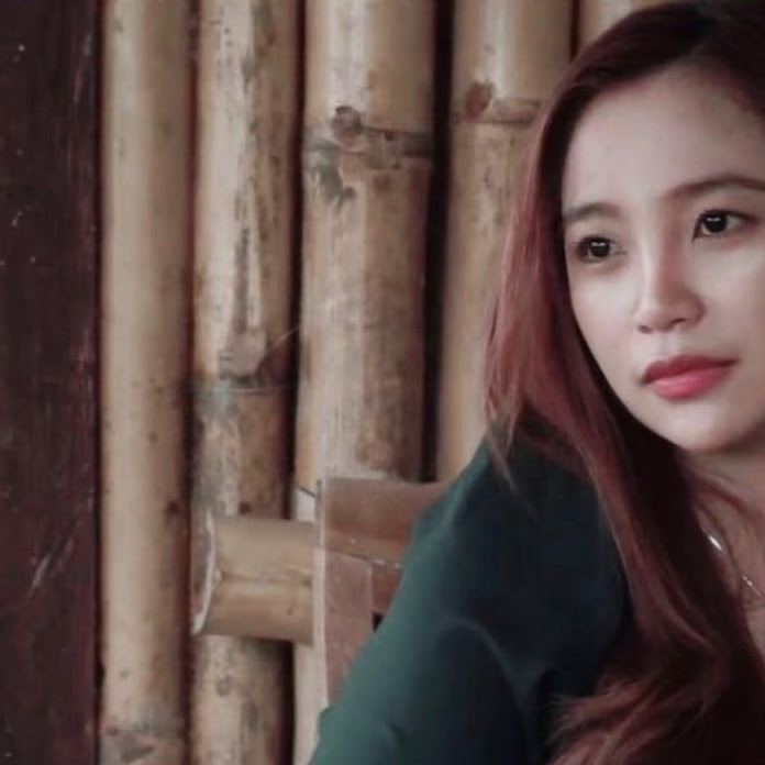 Silvia Nicky Net Worth & Earnings (2026)