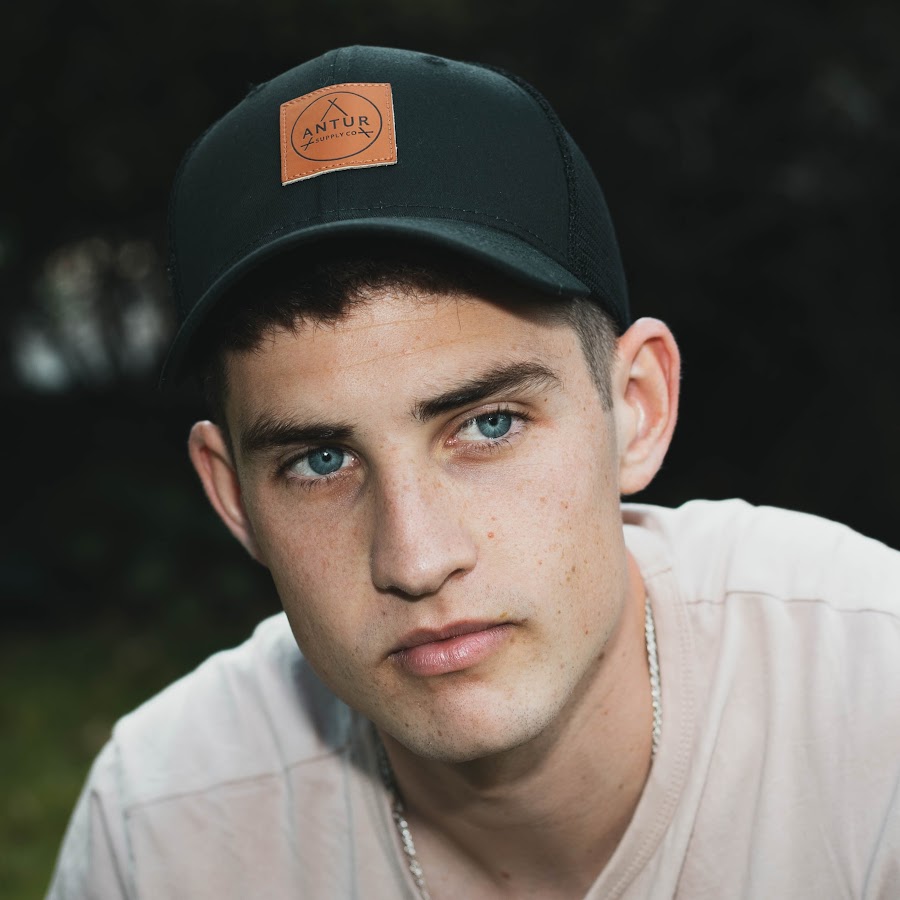 майк джаннелли. майк гришаймер.