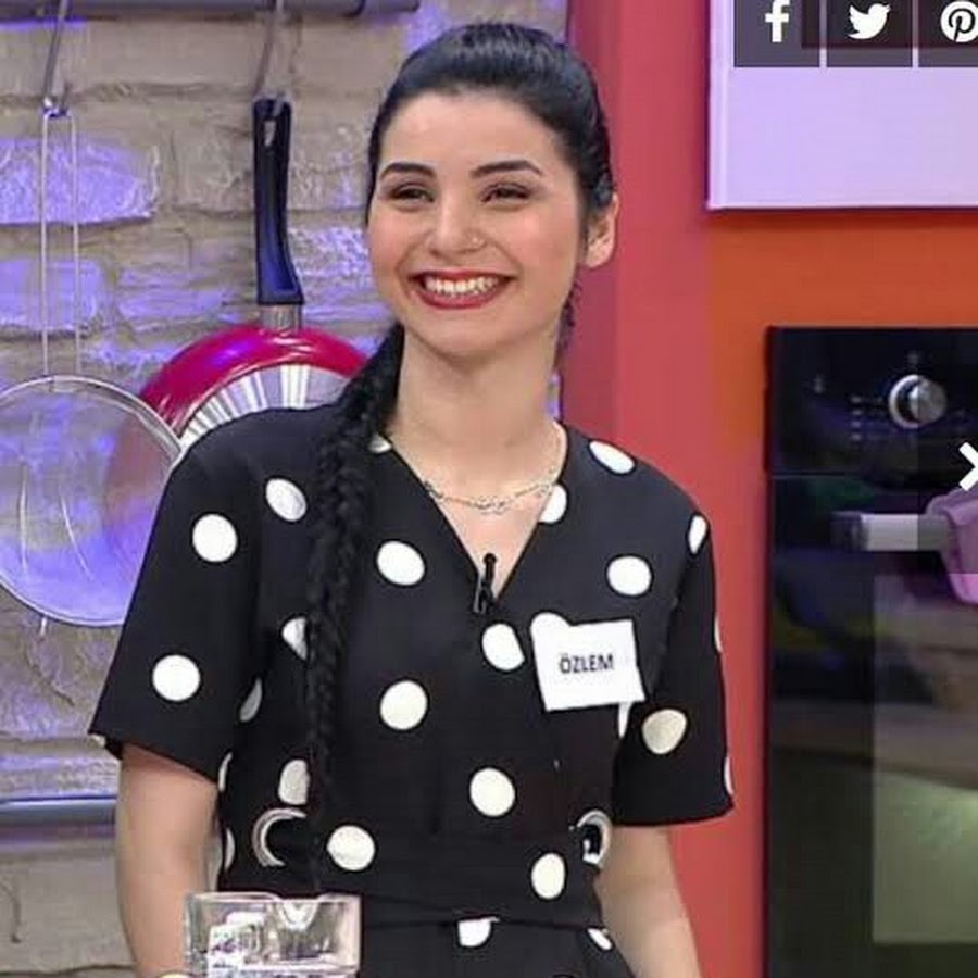 AGF-l7_jC9ZktFaL86QvRQpmKf9leoik9xyKCI1GRg=s900-c-k-c0xffffffff-no-rj-mo