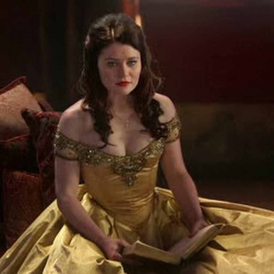 Красавица и чудовище дисней белль. Бель дисней кадры. Бель красавица и чудовище. Эмили де рэвин белль. Бель 15.