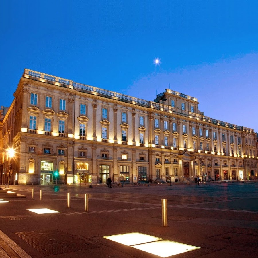 Le Geant Des Beaux Arts Lyon Presqu Ile