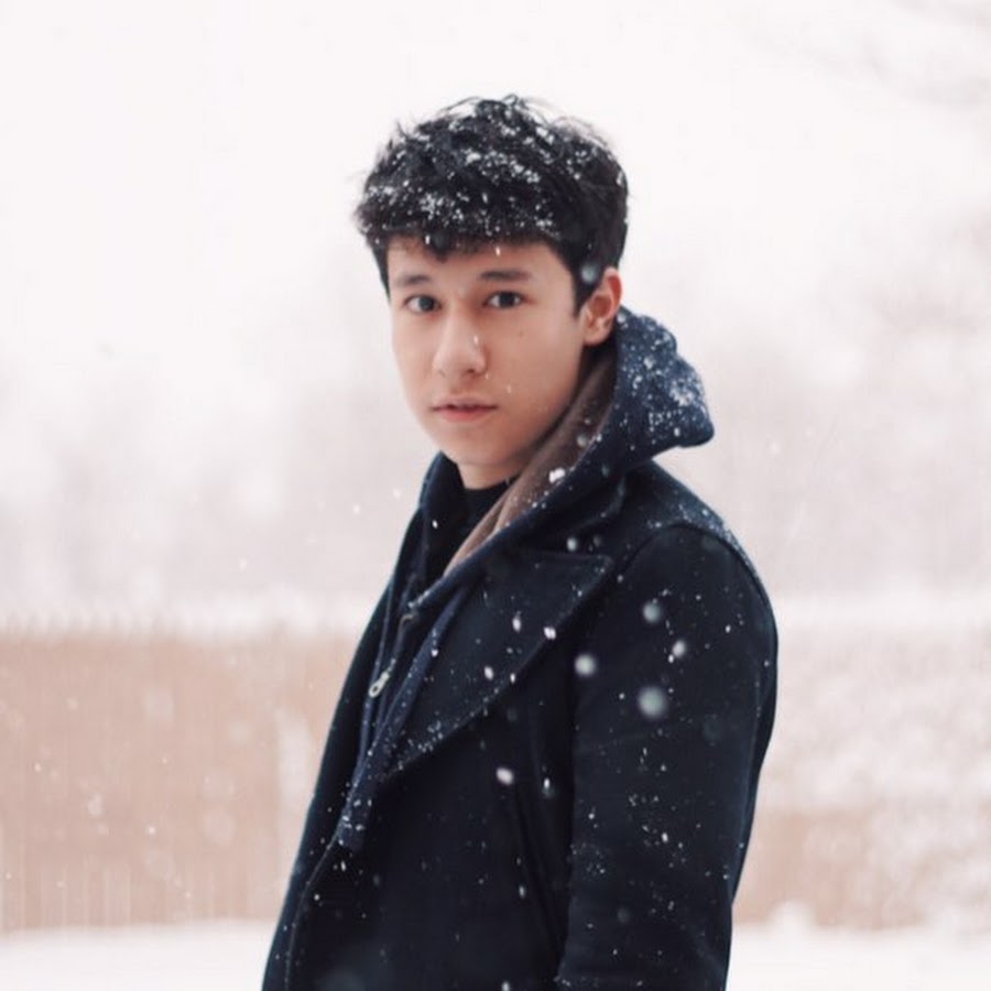 2gether the series поцелуй. Aalampour. La solitude joshua kyan aalampour. La solitude joshua kyan. дама с зонтиком.