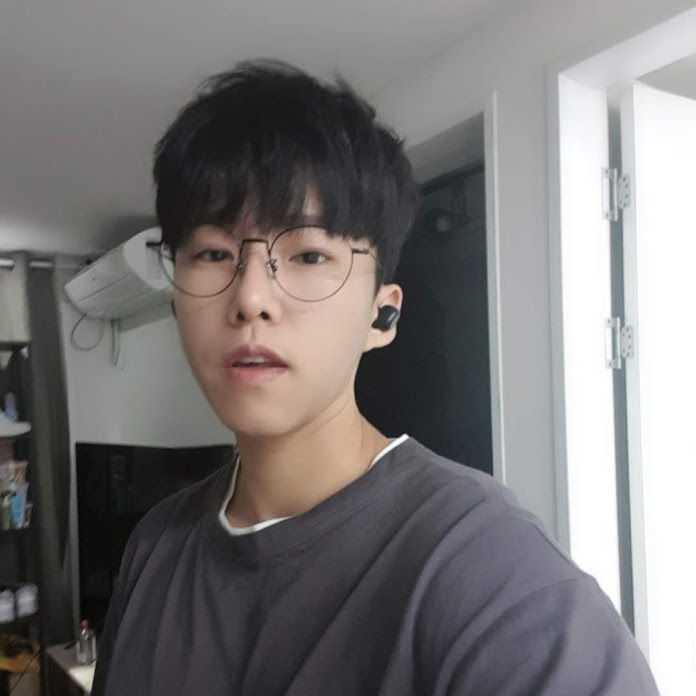 Landing TV Net Worth & Earnings (2026)