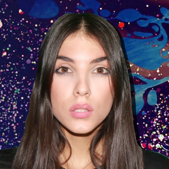 AmiYiamiTube Net Worth & Earnings (2026)