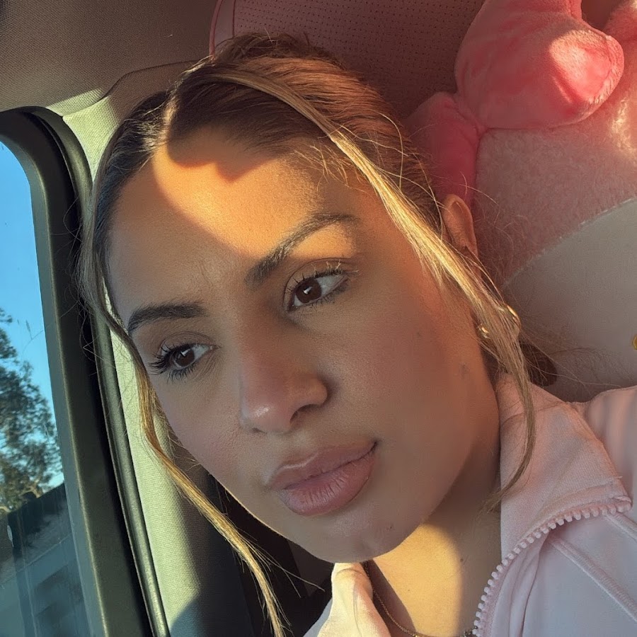 Thania Gonzalez - YouTube