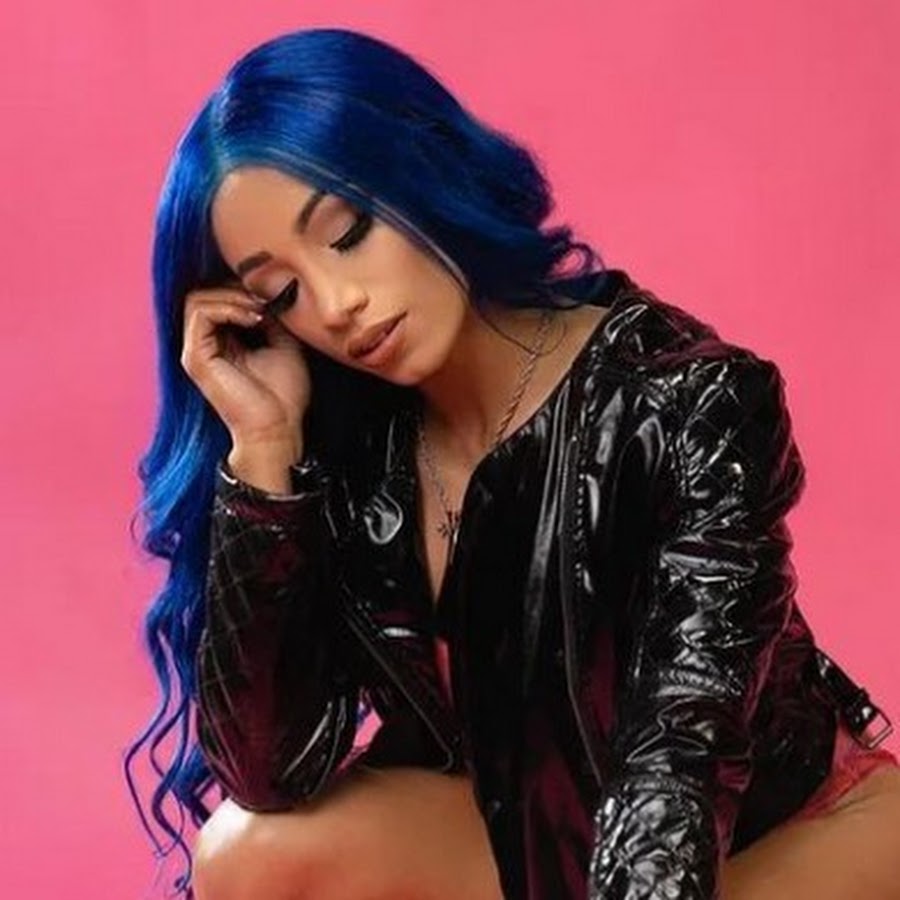 Skinny Queen Megan YouTube