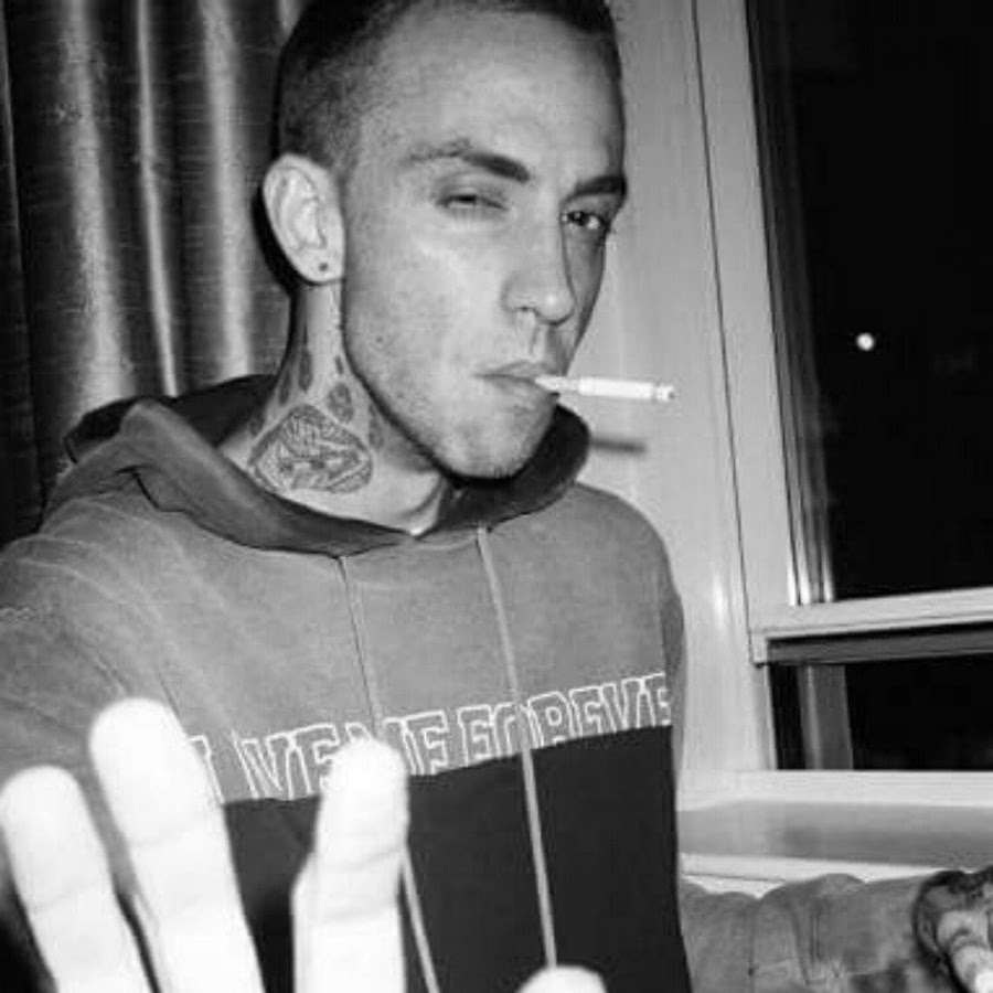 Blackbear 2020. Blackbear me. Blackbear everything means nothing. Blackbear фото. Blackbear фото.
