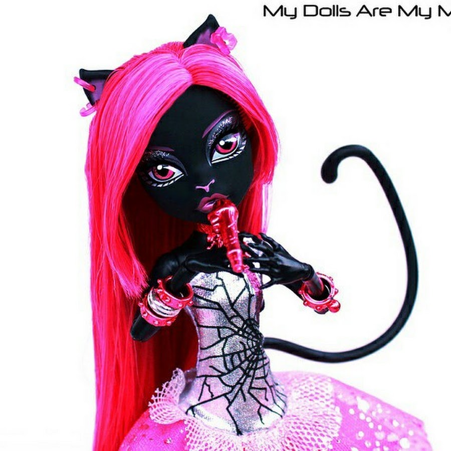 Кити Кутюр - YouTube