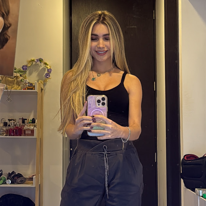 Shaira Oficial Net Worth & Earnings (2025)