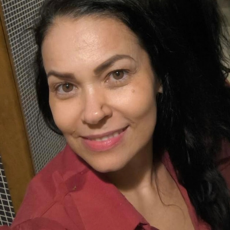 Luciane Santos Oficial