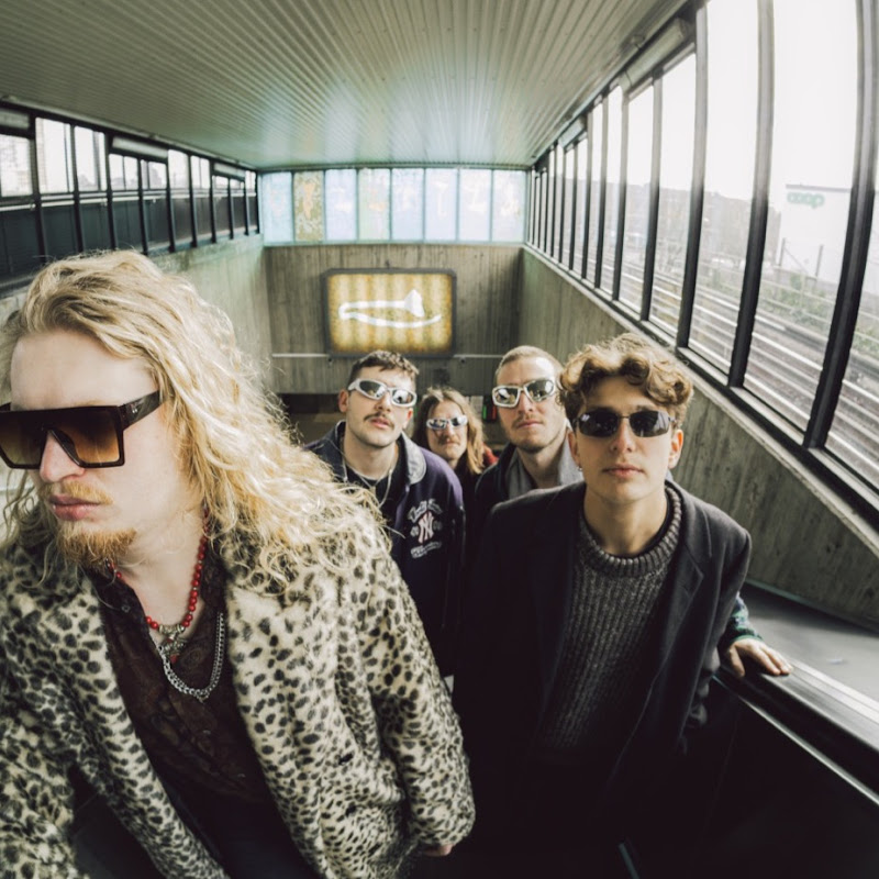 BLUE BENDERS – Rock