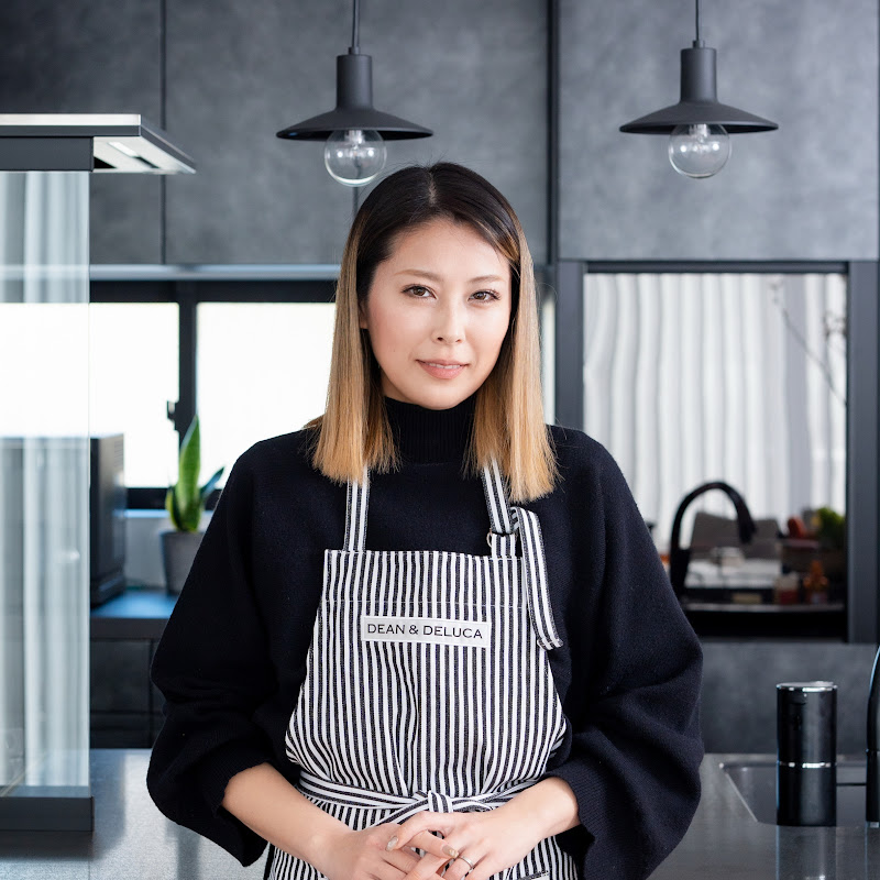AKIHO kitchen 簡単映えレシピ のサムネイル