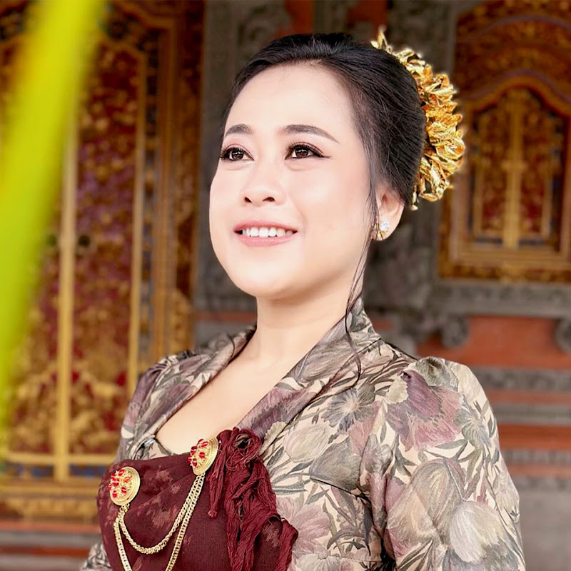 Tri Puspa Official