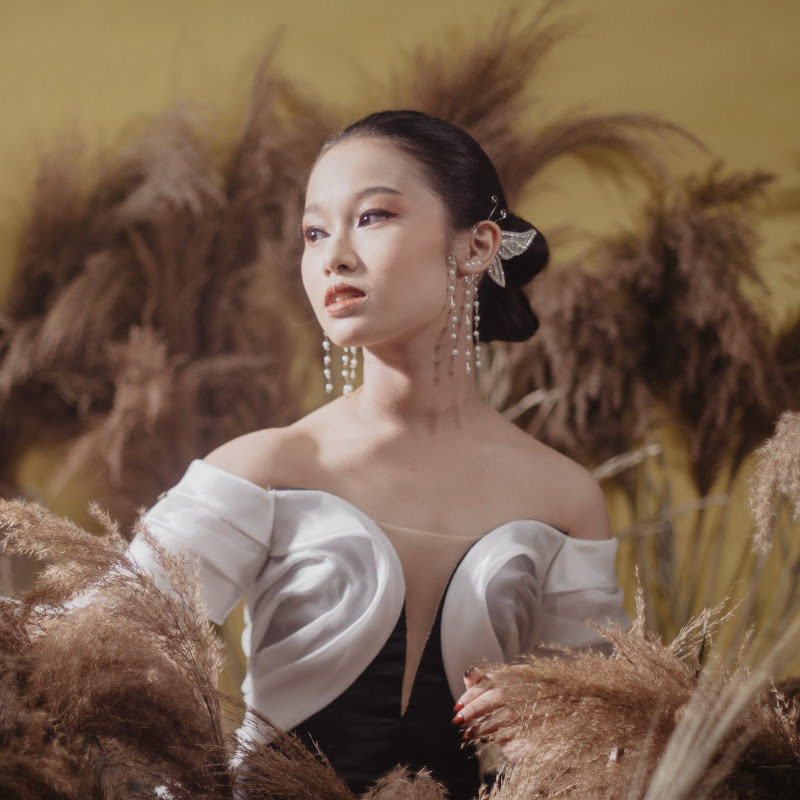 Vanya - Vanessa Mellie