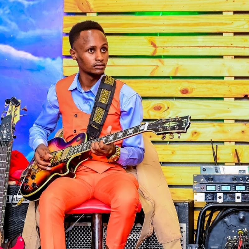 IAMPETERSOLO The BRAND Official