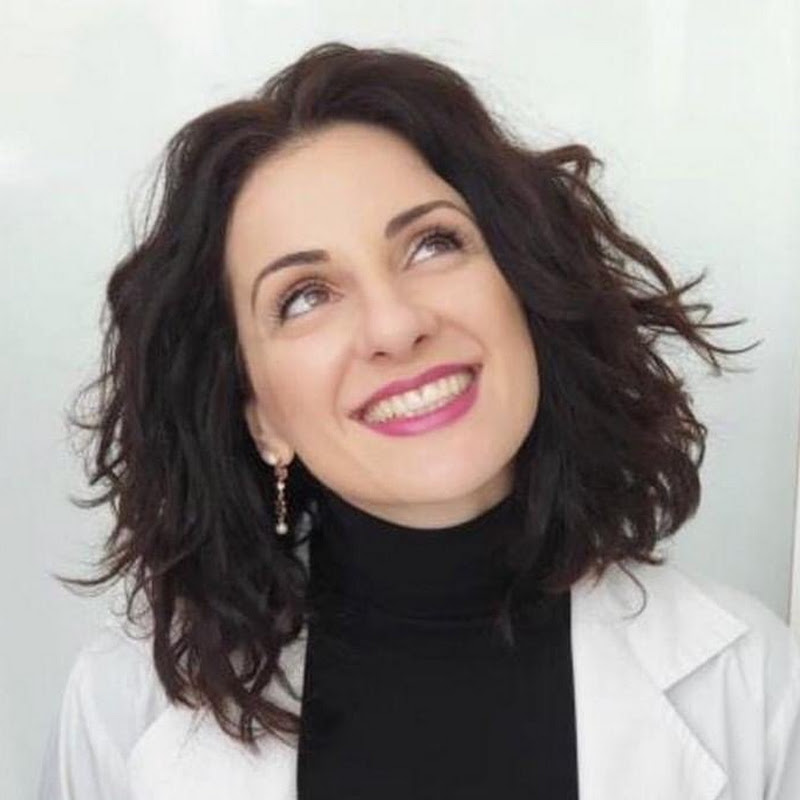 Dina Theona