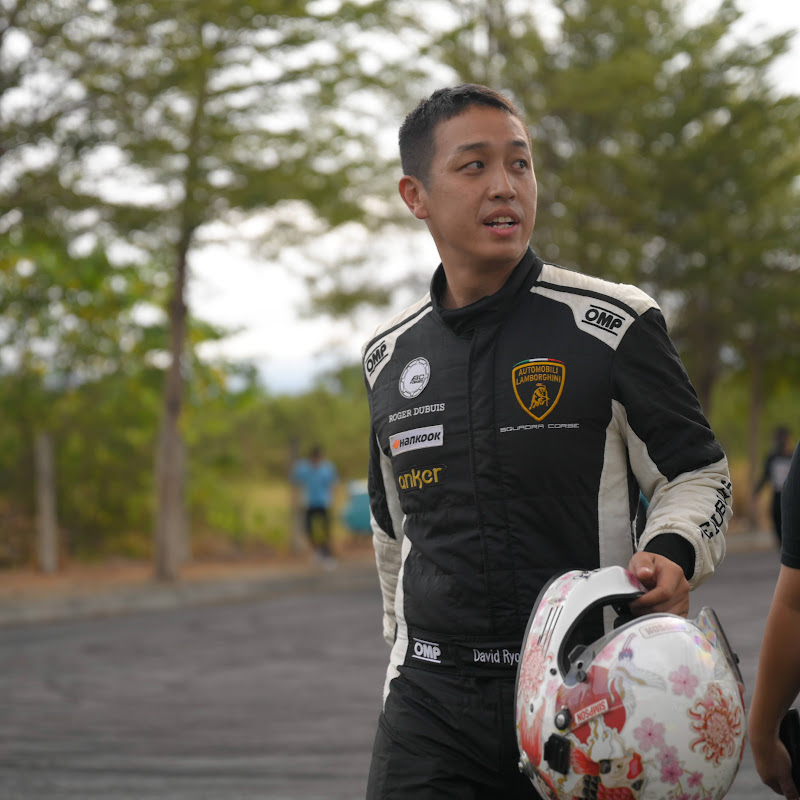 Ryo Let’s Play!!!  君豪 一起玩車!!!