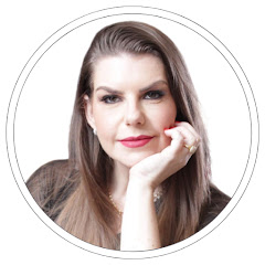 Dra Caroline Hespanhol - Dermatologia & Saúde avatar