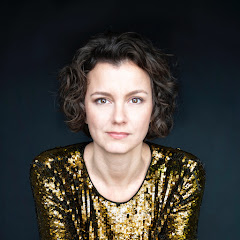 Amandine Savary