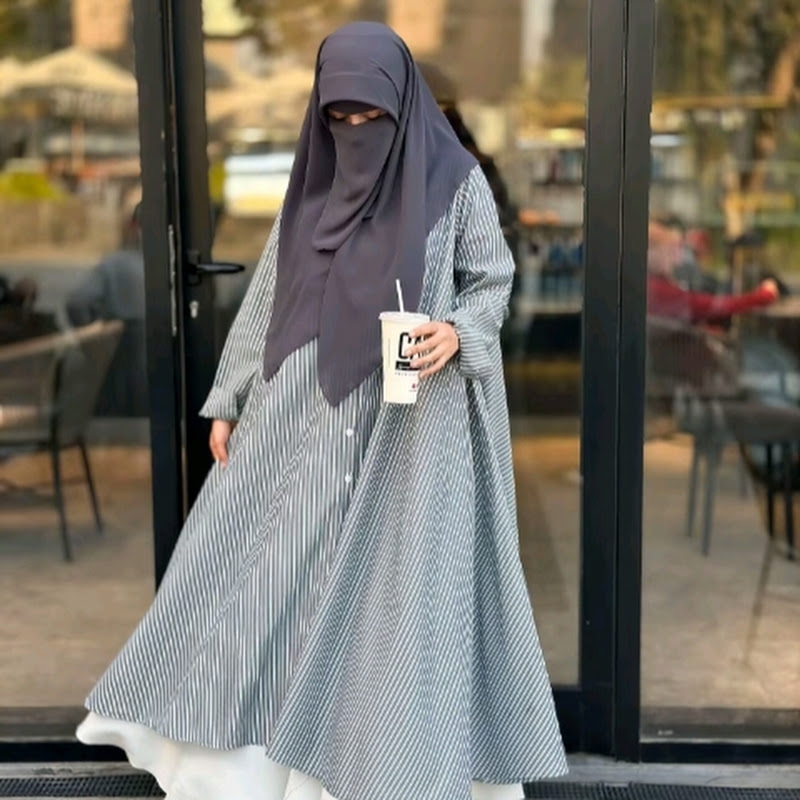 يا نفس لا تتكبري سياتي يوم وترحلي