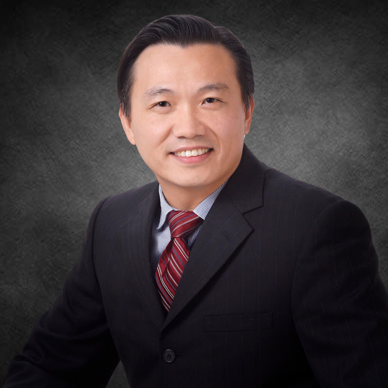 Jonathan Lee - Partner Real Estate 