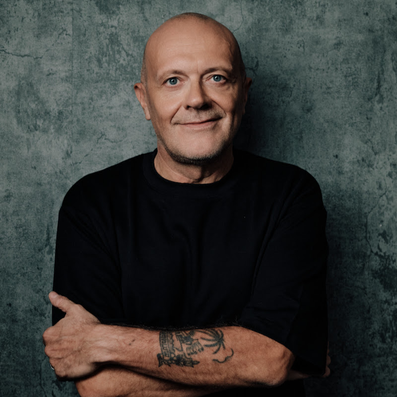 MaxPezzaliOfficial channel avatar