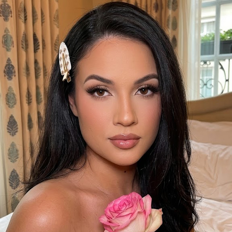 Adriana Luna ♡