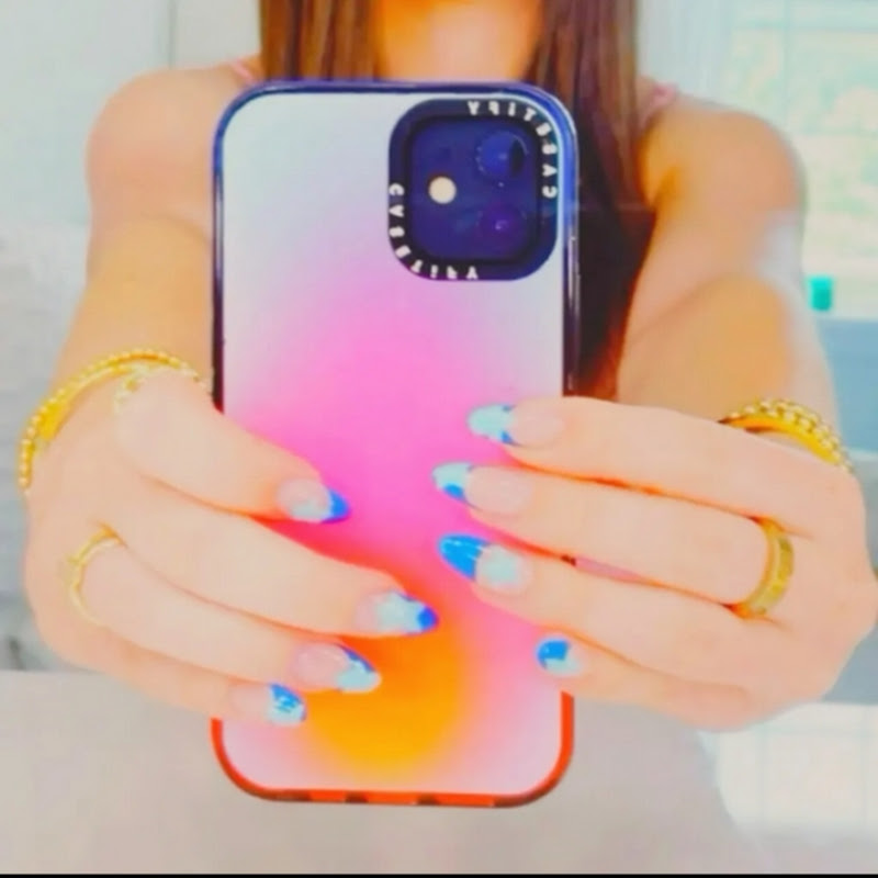 w i l l o w !! 🧁🐠