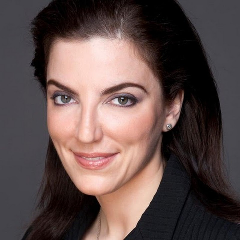 Elena Sarkissian 