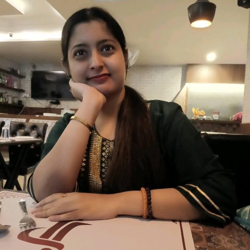 she_is_sarkar2121