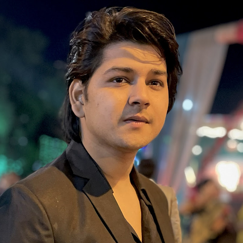 iNakulSharmaa