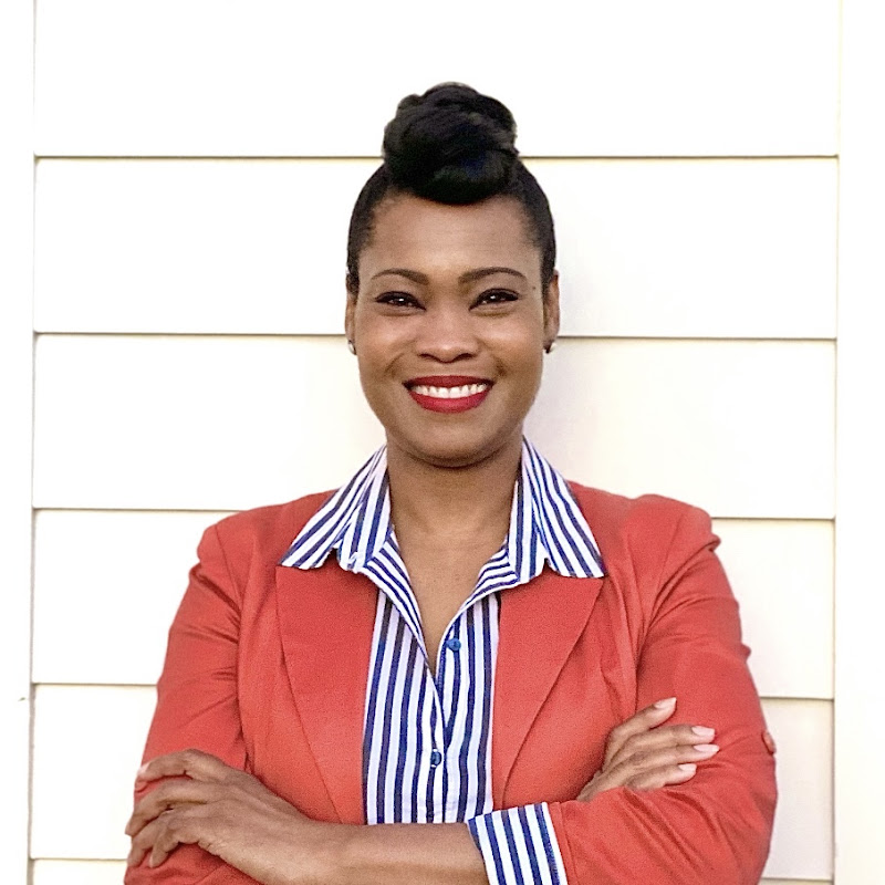 Tiffany Smith | Realtor & Coach