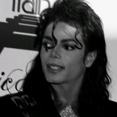 𝐿𝑈𝑁𝐴 𝑀𝐽 