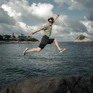 UC2J9jEuv4bZXAUtazPUcVRg YouTube channel image