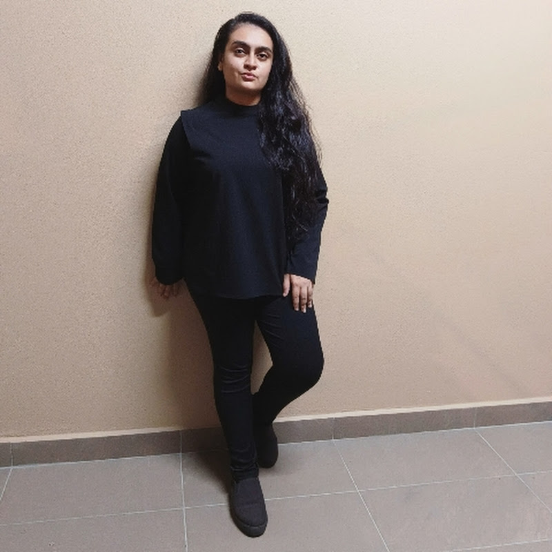 Hire SD Herself — Digital Art (NFTs, Generative Art) YouTube creator for sponsorships