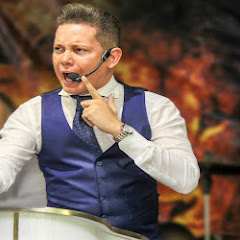 BISPO BRUNO LEONARDO SM - Topic