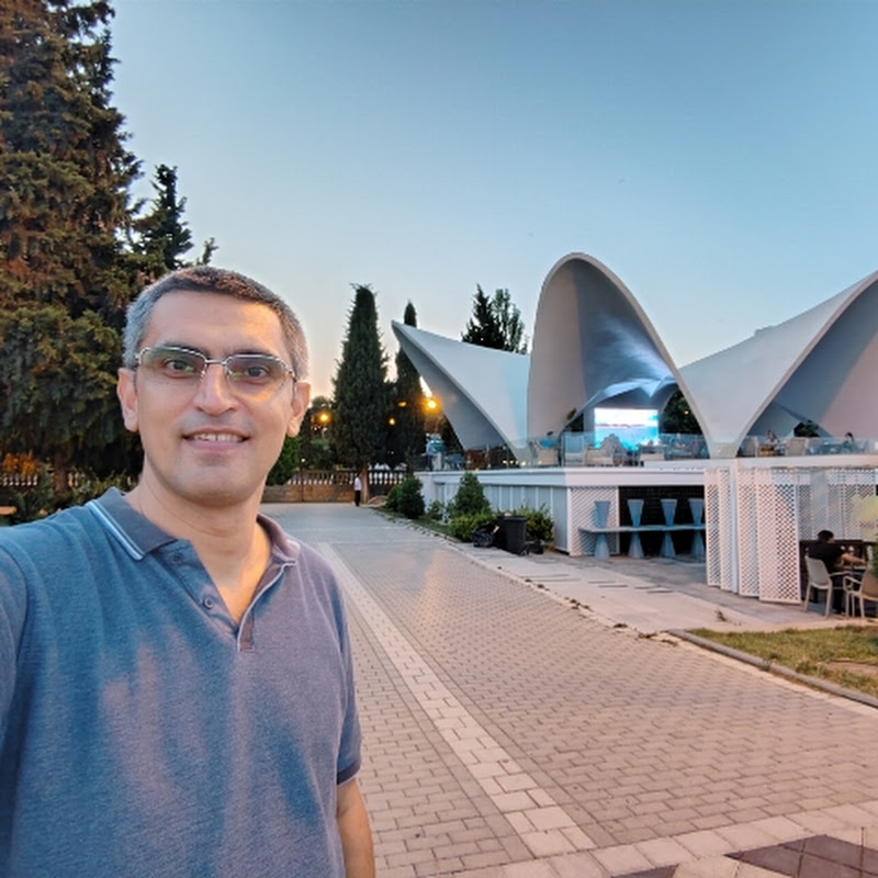 МАМЕД МИКАИЛОВ