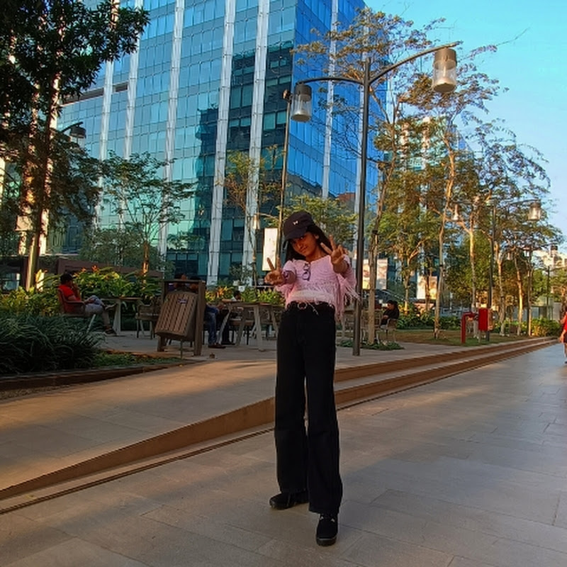 Hire Lunaa ~ — Music & Audio YouTube creator for sponsorships