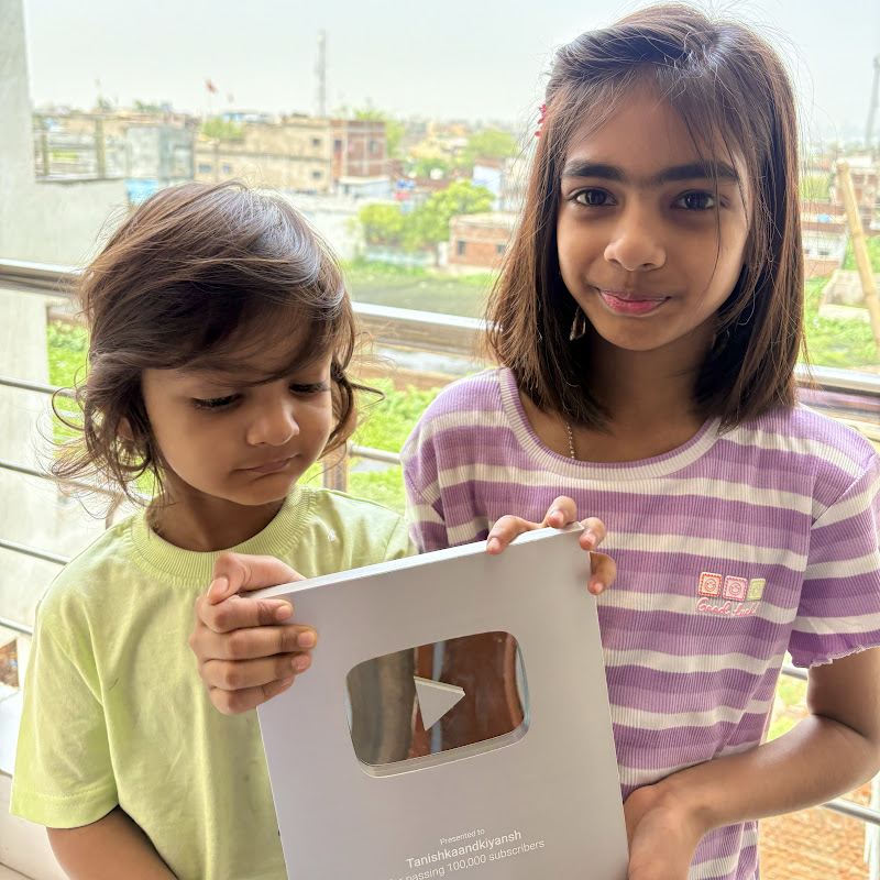 Tanishka and Kiyansh 