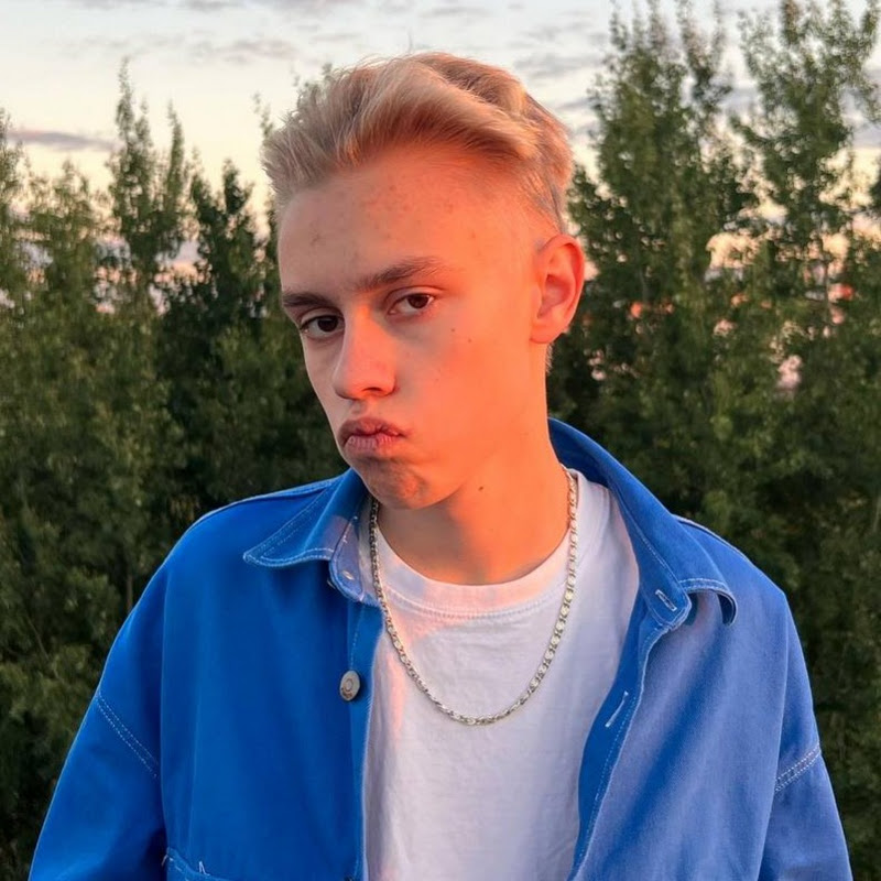 Глеб Просто