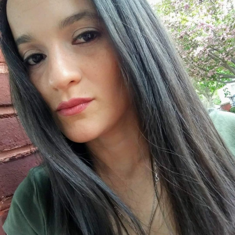 María S.