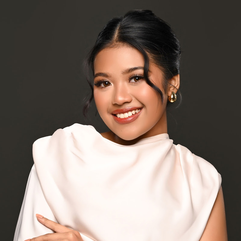 Jeyma Monica Official