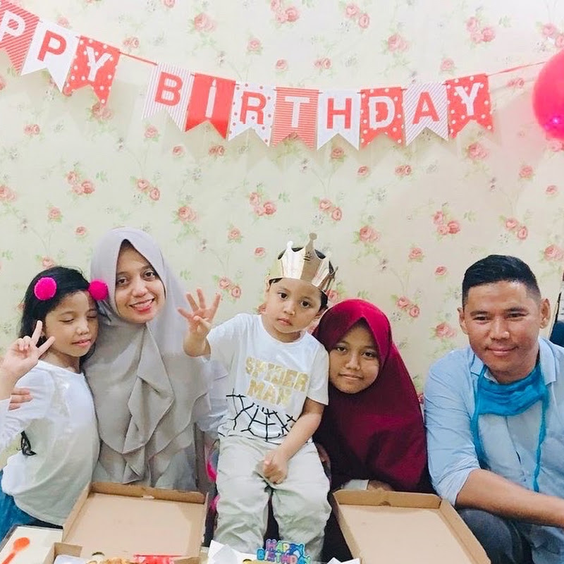 Adnielv Fam