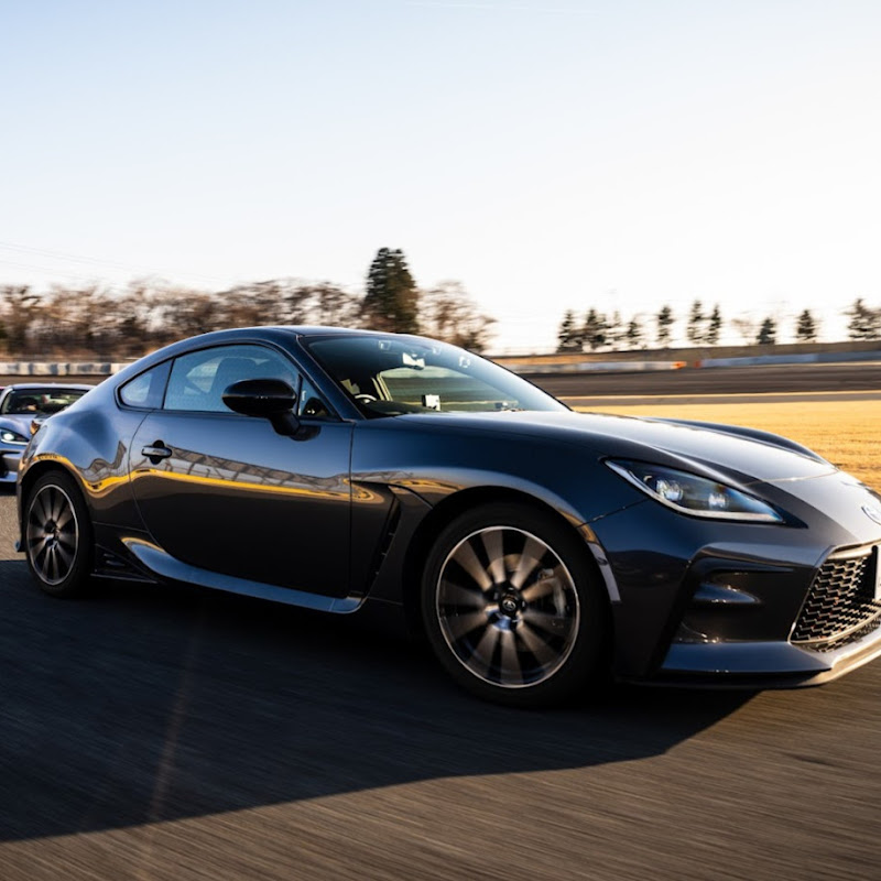 夕薙先生【クルマ好き】supreme car toyota　GR86　BRZ　ノアヴォクシｰ