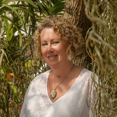 Ann Perry - Professional Numerologist Avatar