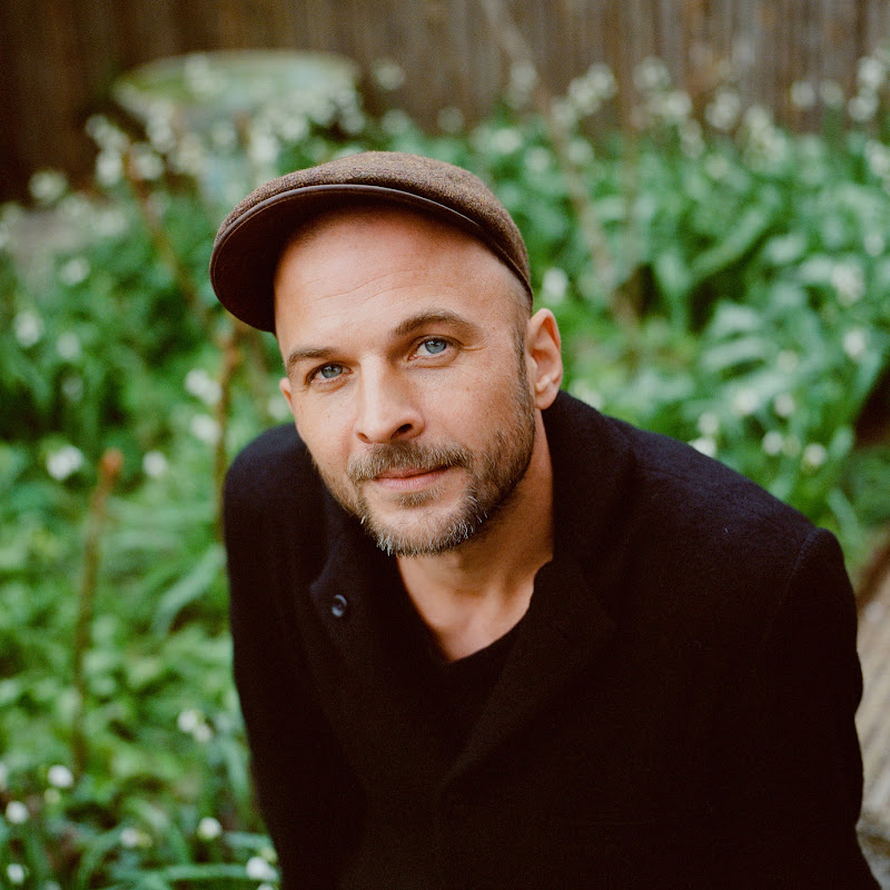 Nils Frahm - Topic