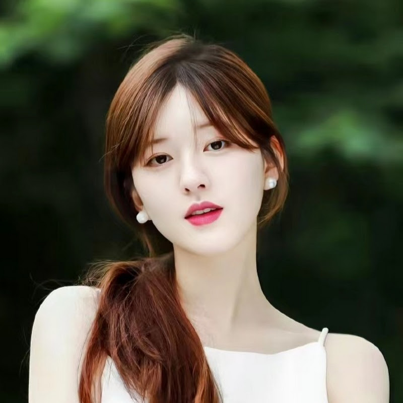 甜宠中剧社 Logo