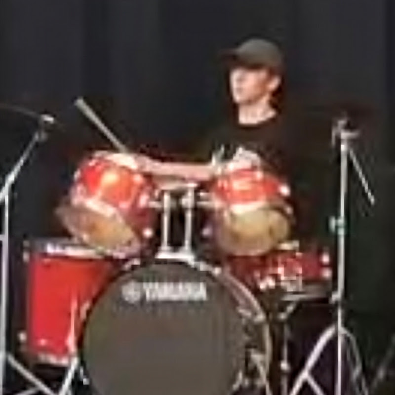 DernekDrums